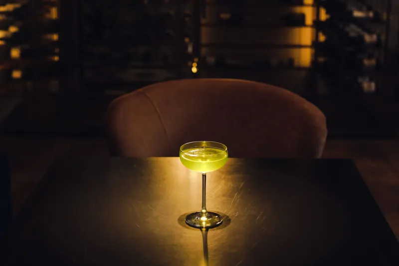 The Unhurried Hour: How the Classic American Lounge Is Reclaiming the Night